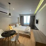 Ladadika Deluxe Studio